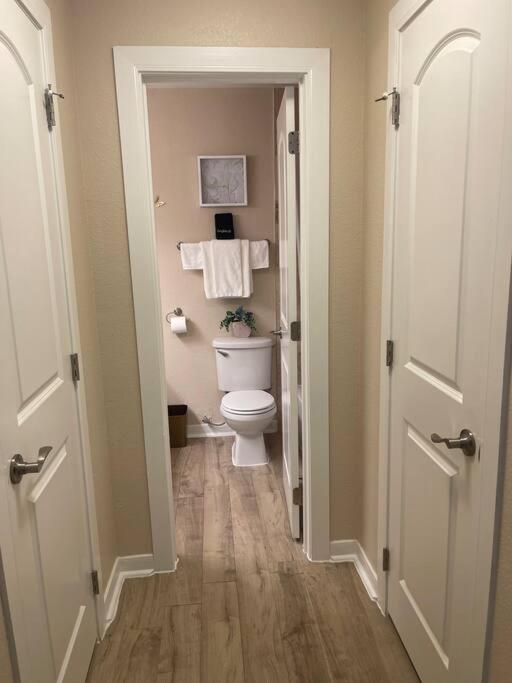Beautiful/Spacious 2 Bedroom Houston Near Galleria Exterior foto